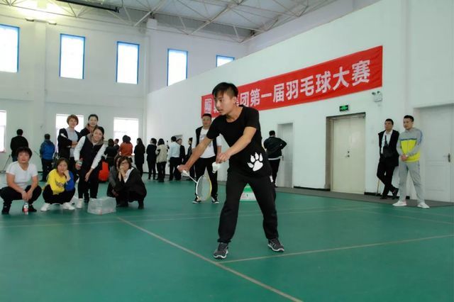 乾港集團第一屆羽毛球比賽