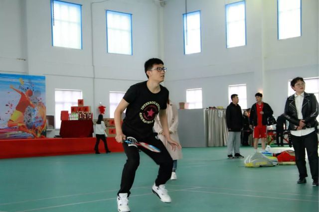 乾港集團第一屆羽毛球比賽